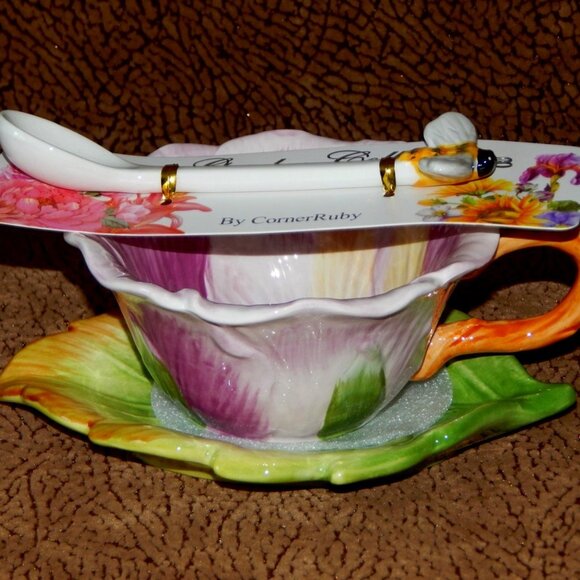 Corner Ruby Garden Collection Lilac Flower Shaped Teacup Leaf Saucer Spoon Set - Picture 1 of 6